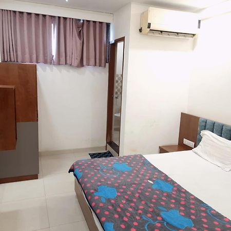Kāsandra Hotel Murlidhar Rooms מראה חיצוני תמונה